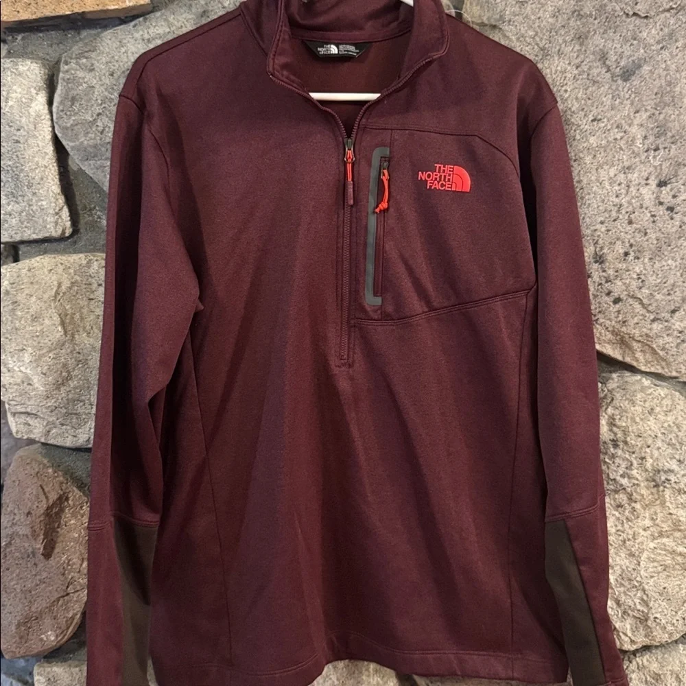 The North Face Burgundy Quarter-Zip Pullover men’s large